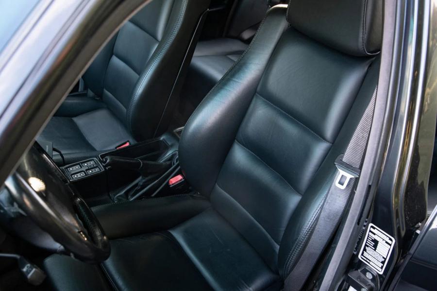Интерьер BMW M5 Touring (E34) 1992 года  (EU) (фото 49 из 94)